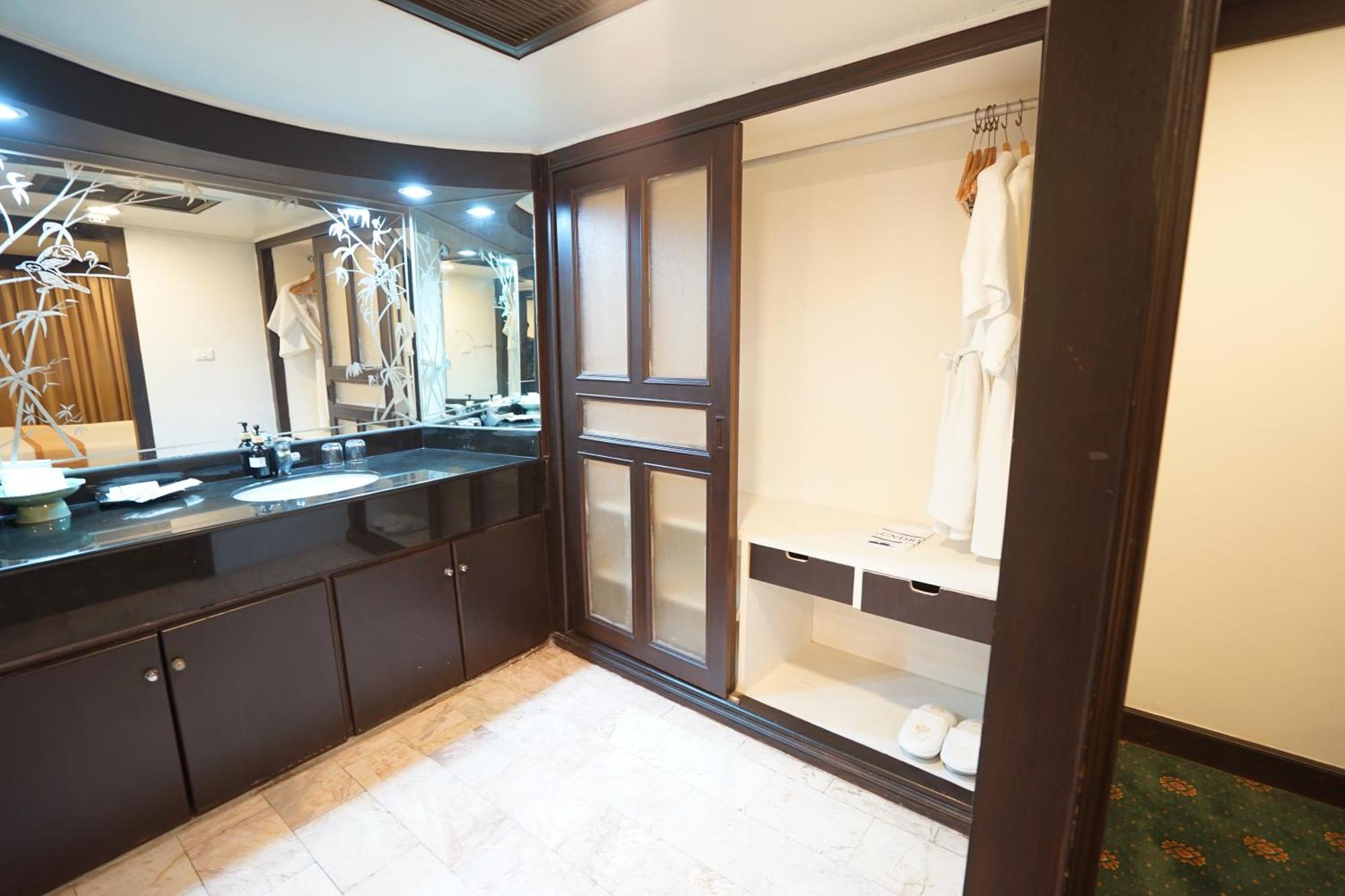 King Park Avenue Hotel Bangkok Kültér fotó